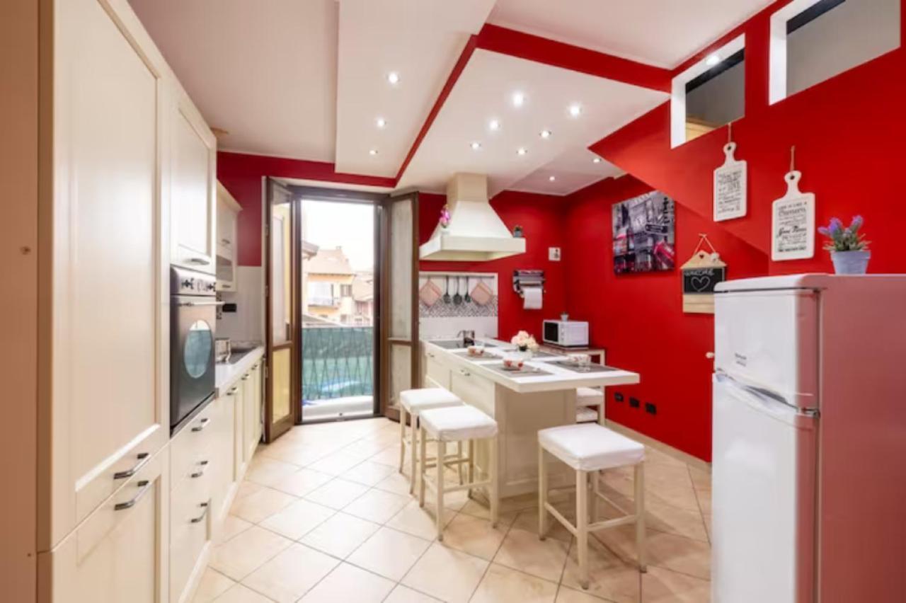 Leonardo Academy In 5' - Parcheggio Gratis - Laghi & Wi-Fi Daire Sesto Calende Dış mekan fotoğraf